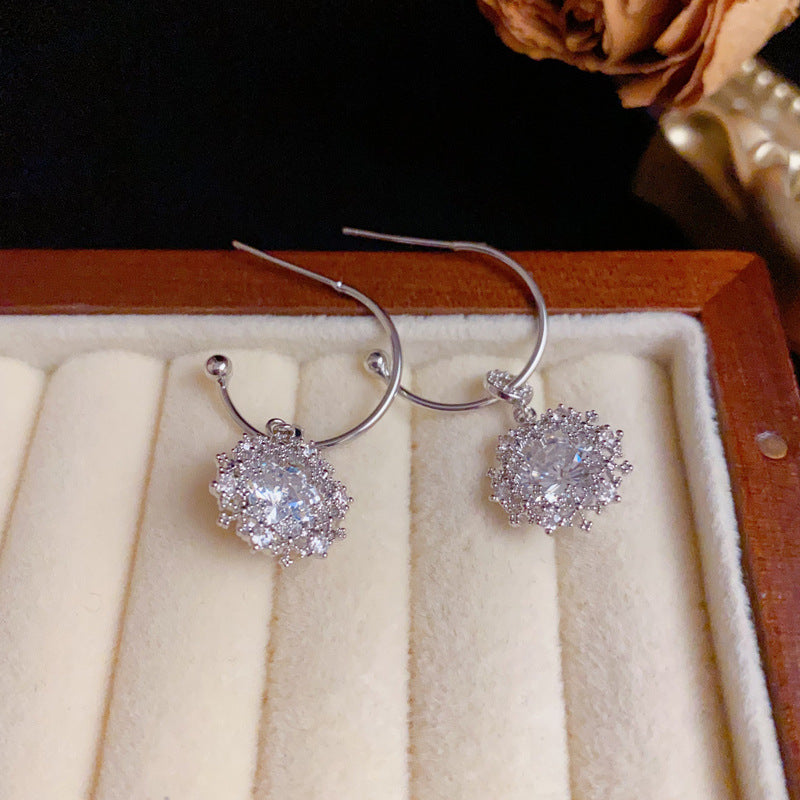 Elegant Silver Zircon Snowflake Drop Floral Earrings – Silver Needle