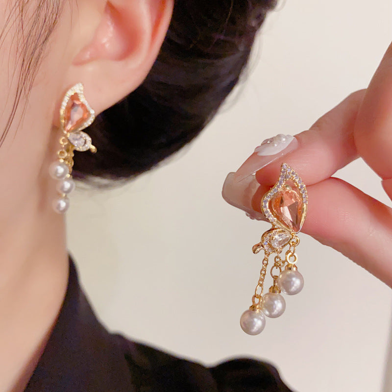 Luxury Butterfly & Pearl Tassel Drop Earrings – Elegant Design