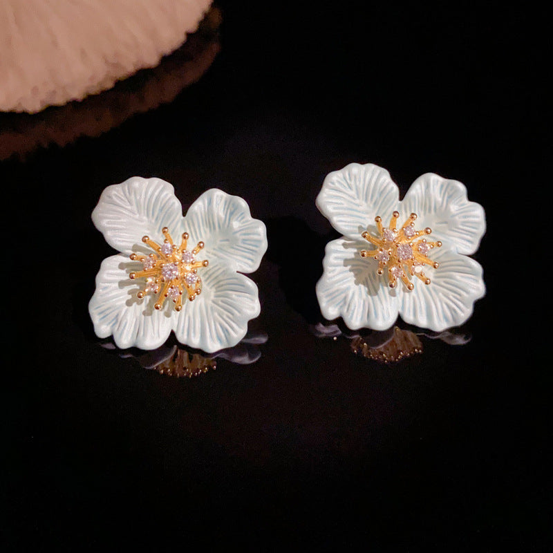 14K Gold-Plated Blue Floral Stud Earrings – Elegant Minimalist Design