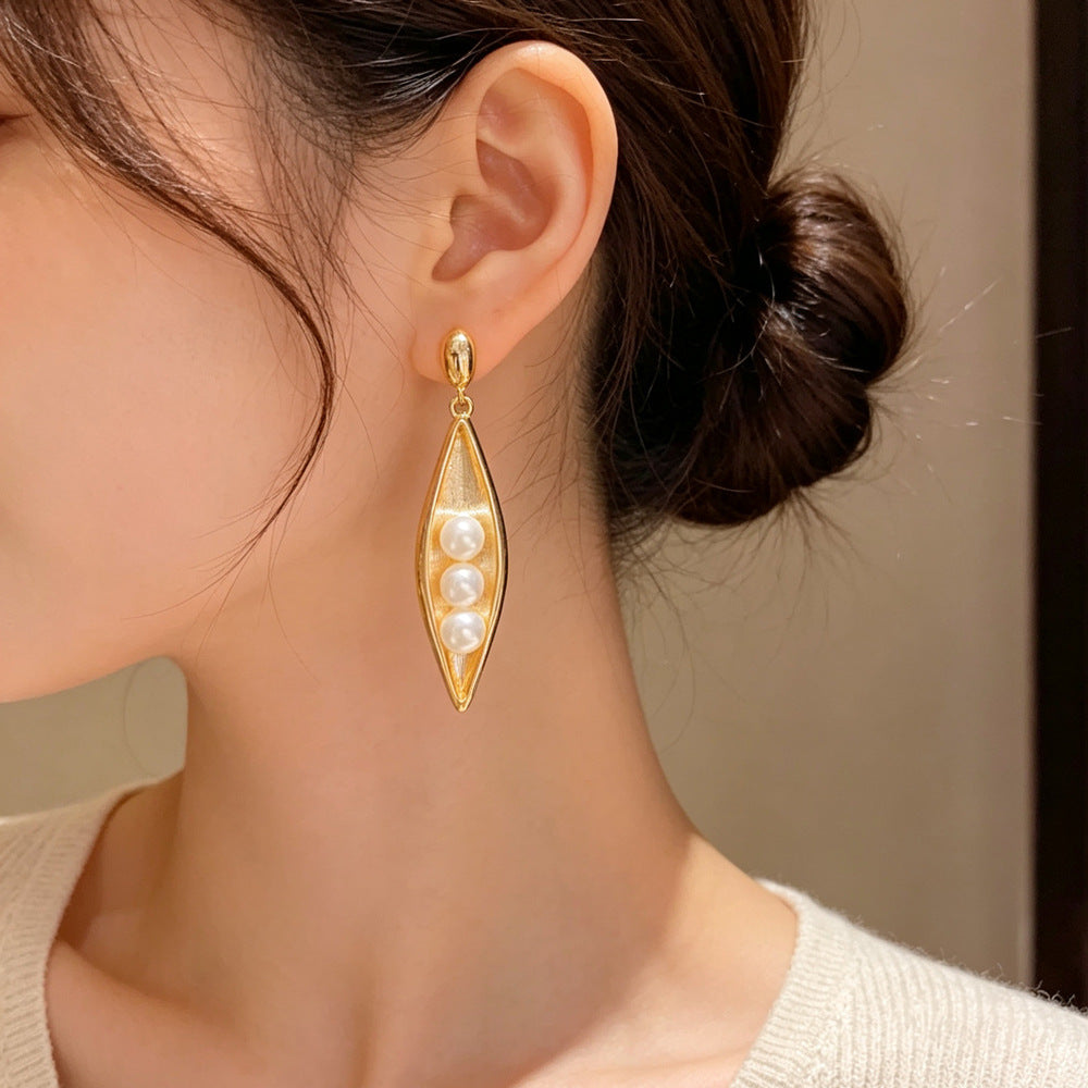 Eaioncol Pea Pod Pearl Drop Earrings 18K Gold Plated