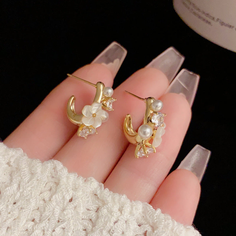 14K Gold Flower Pearl Zircon Stud Earrings- Chic Elegance Design
