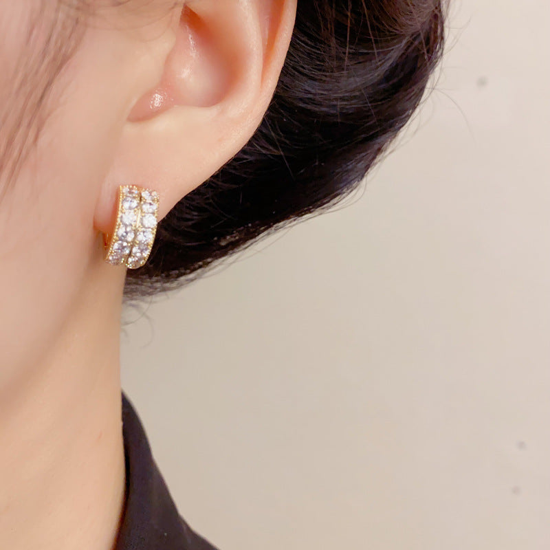 Elegant Geometric Circle Hoop Earrings – French Minimalist Design