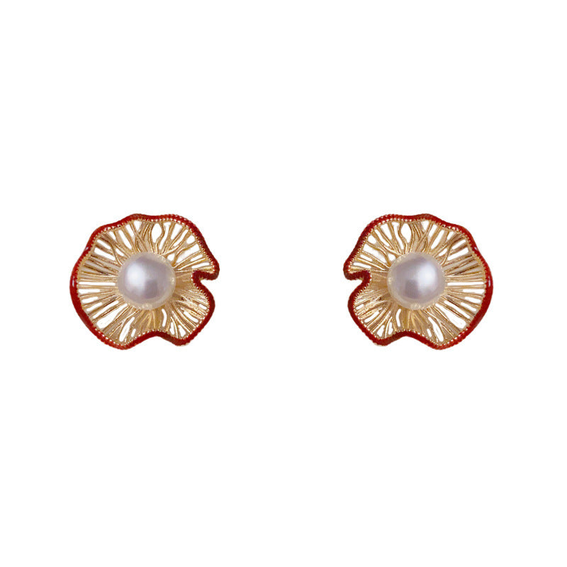Elegant Red Curled Leaf Pearl Gold Earrings – Floral Design