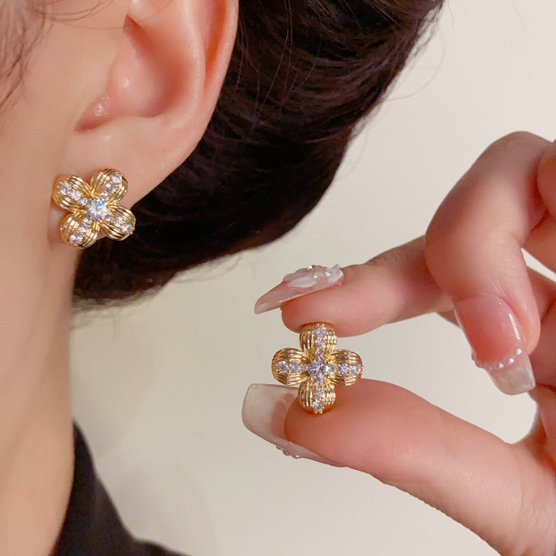 Luxury Zircon Four-Leaf Flower Stud Earrings – Elegant Floral Design