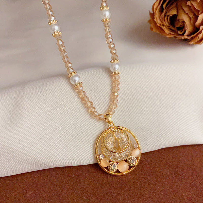 14K Gold Gold Mesh Circle Pearl Necklace – Elegant Geometric Design