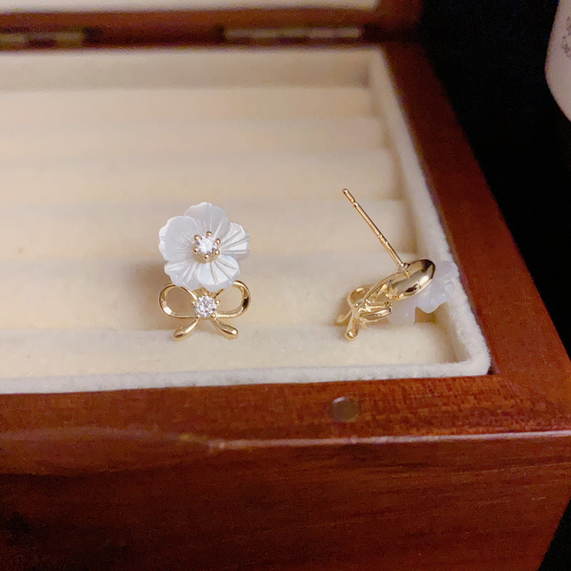14K Gold-Plated Mother-of-Pearl Flower Bow Stud Earrings – Chic Style