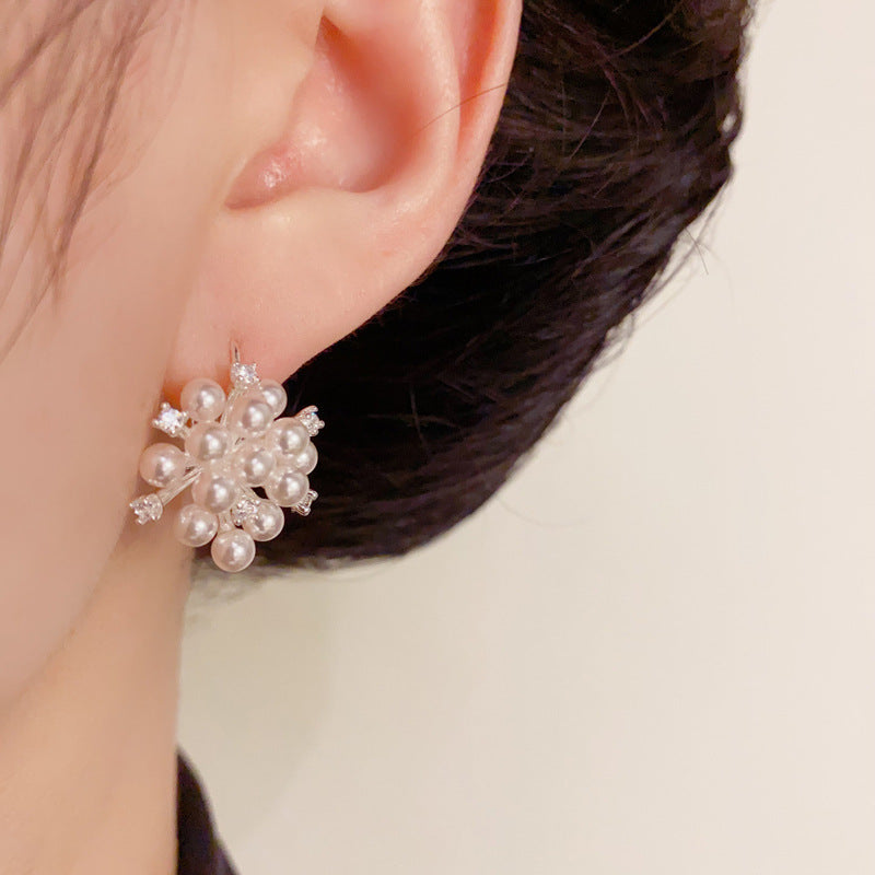 18K Gold Luxury Pearl Flower Bouquet Ear Cuff Earrings – Hoops Design