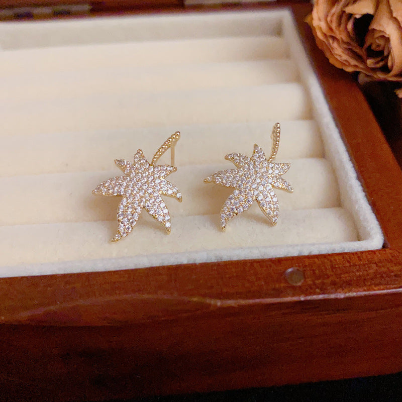 Luxury Full-Zircon Maple Leaf Stud Earrings – Elegant Design