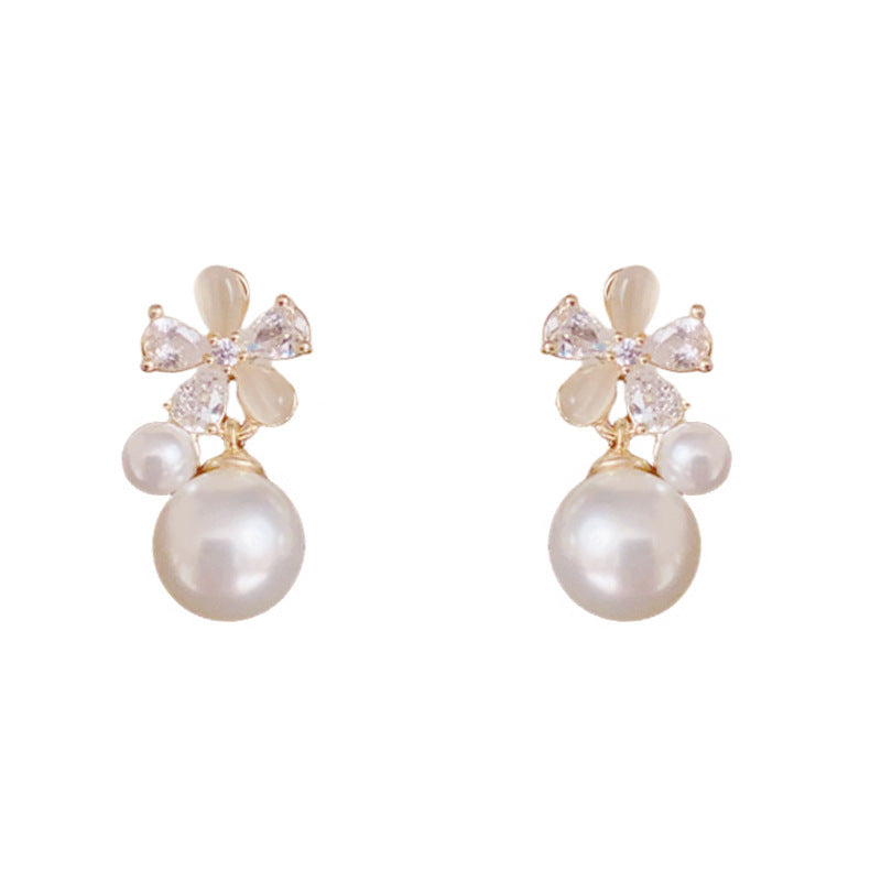 Luxury Zircon Cat's Eye & Flower Pearl Stud Earrings – Elegant Design