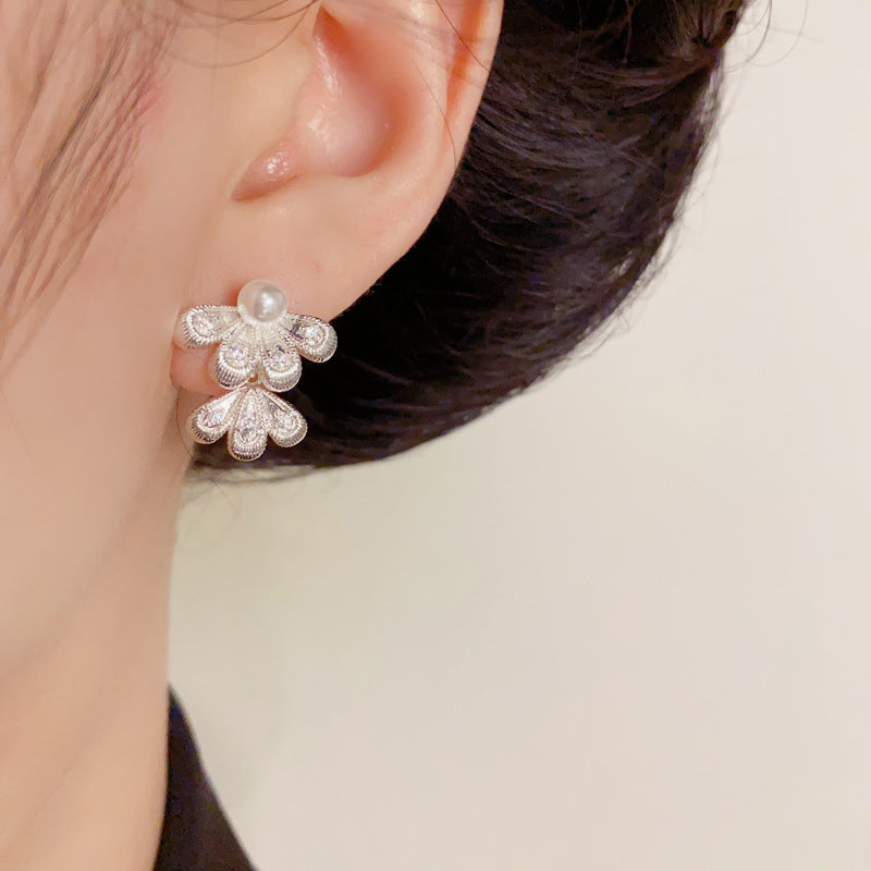 Elegant Pearl & Petal Drop Earrings – Silver Floral Design