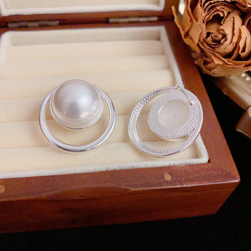 Elegant Large Pearl Round Ring Stud Earrings – Geometric Design