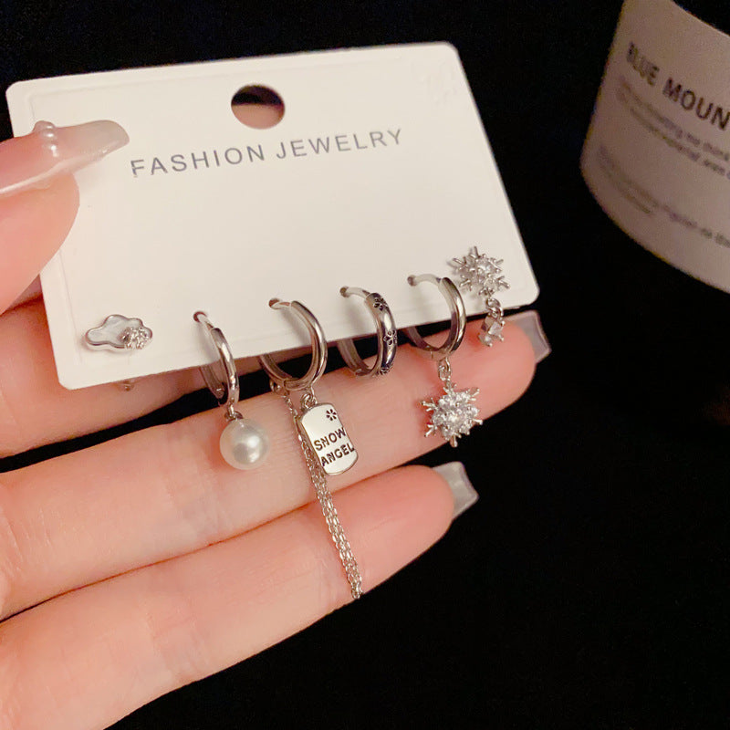 14K Gold-Plated Snowflake Square Pendant Chain Set - Elegant & Chic