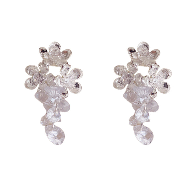 Luxury Metal Petal & Crystal Grape Tassel Drop Earrings –Floral Design