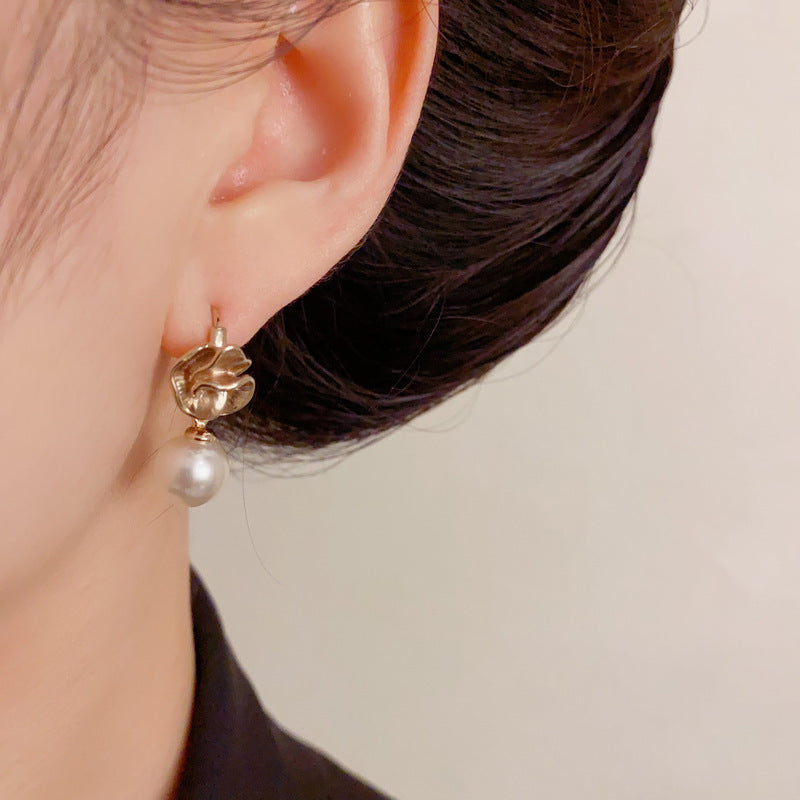Luxury Petal Pearl Drop Earrings – Elegant Floral Design
