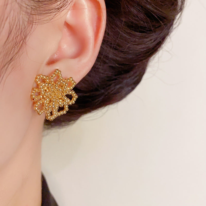 Luxury Beaded Openwork Petal Stud Earrings – Elegant Floral Design