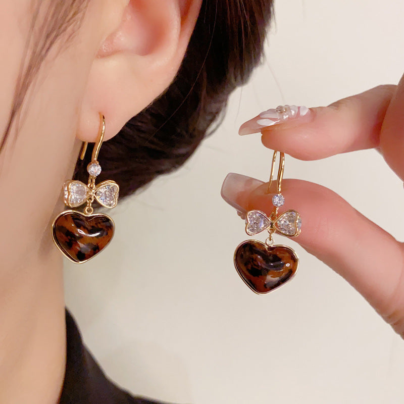 Luxury Bow Leopard Heart Ear Hook Gold Earrings – Elegant Design