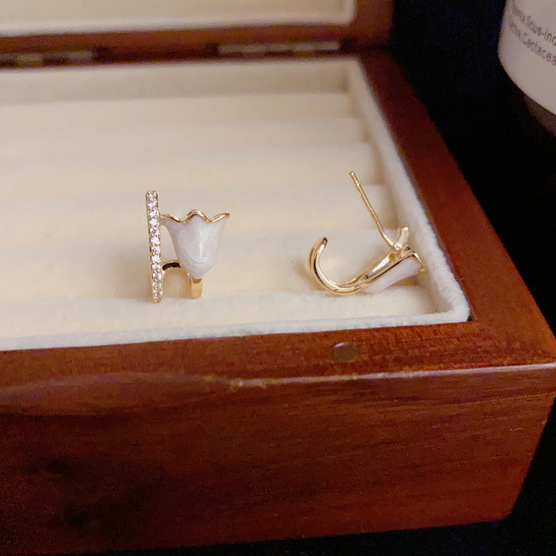 14K Gold Enamel Tulip Stud Earrings – Sweet & Minimalist Floral Design