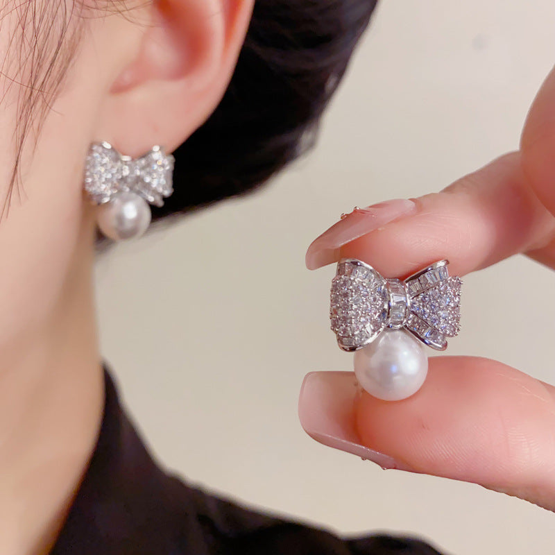 Elegant Zircon Butterfly Bow Pearl Stud Earrings – Minimalist Design