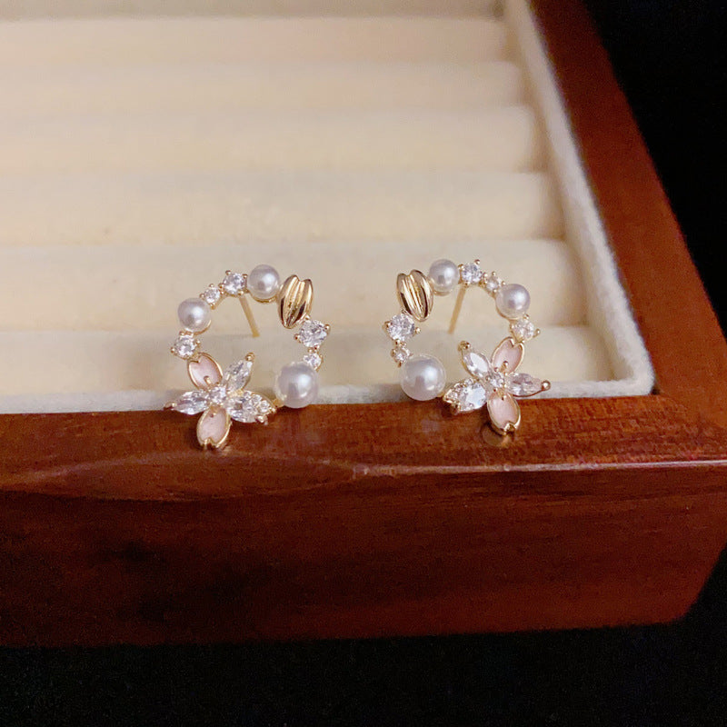 14K Gold Enamel Flower & Pearl Round Stud Earrings – Floral Design