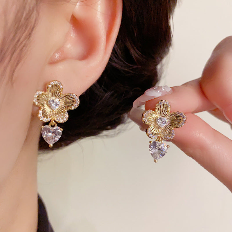 14K Gold-Plated Metal Flower Heart Drop Earrings – Elegant Design