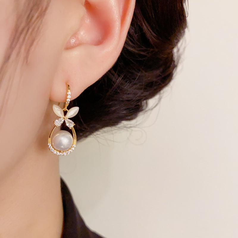 14K Gold-Plated Butterfly Pearl Waterdrop Earrings–Elegant Hook Design