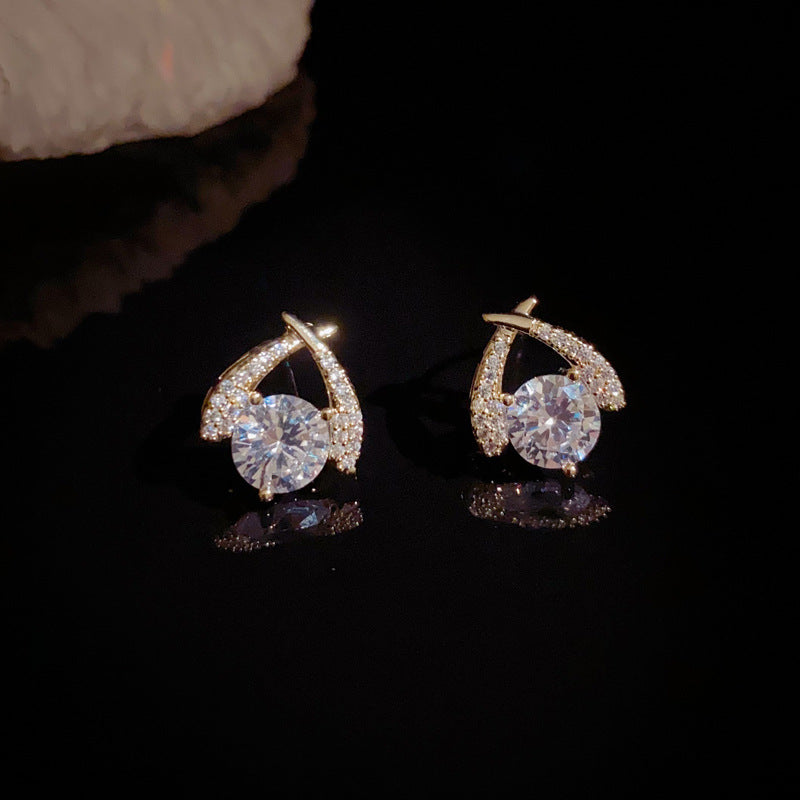 14K Gold-Plated Crystal Cross-Line Stud Earrings – Chic Geometric Design