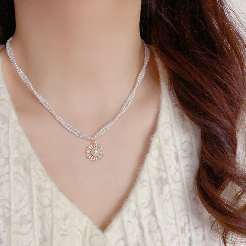 14K Gold-Plated Zircon Sunflower Pendant Necklace – Elegant Design