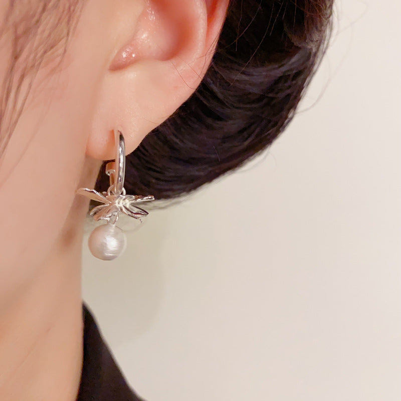 Luxury Metal Petal & Pearl Drop Earrings – Elegant Flower Design