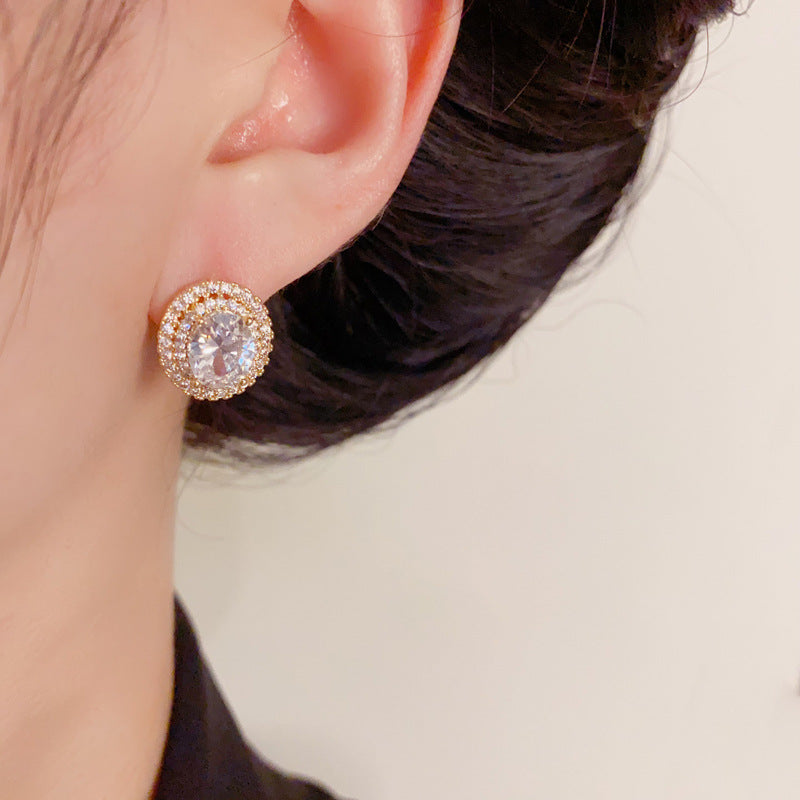 Elegant Zircon Oval Stud Gold Earrings – Geometric Design