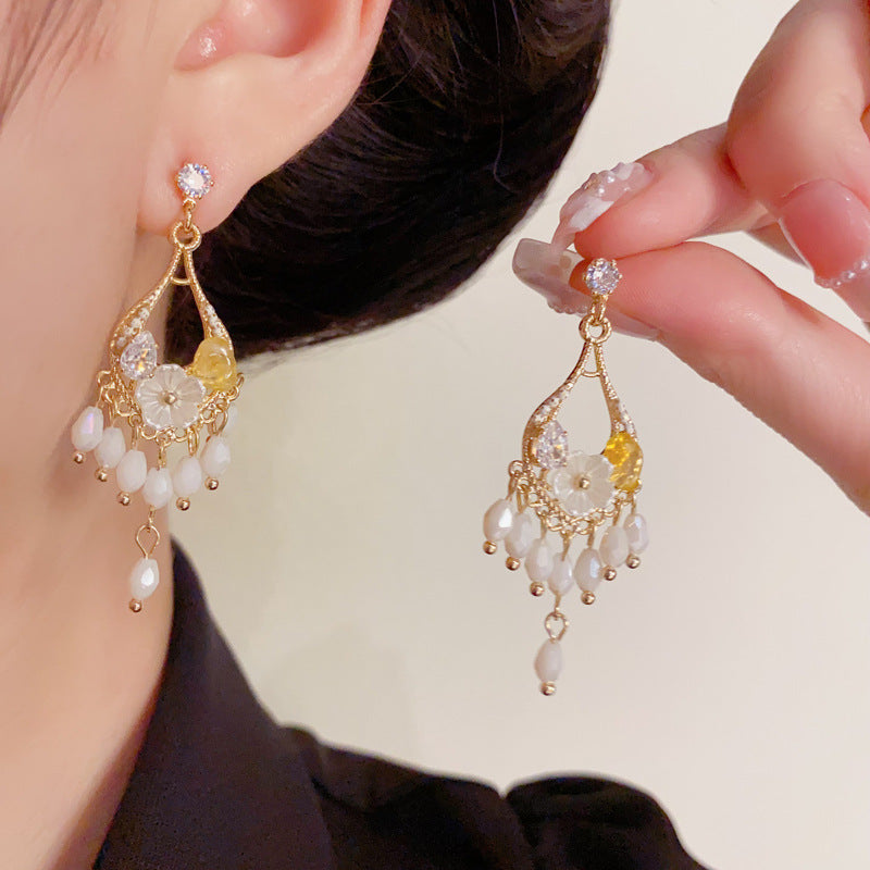 Luxury Petal Teardrop Bead Tassel Drop Earrings – Floral design
