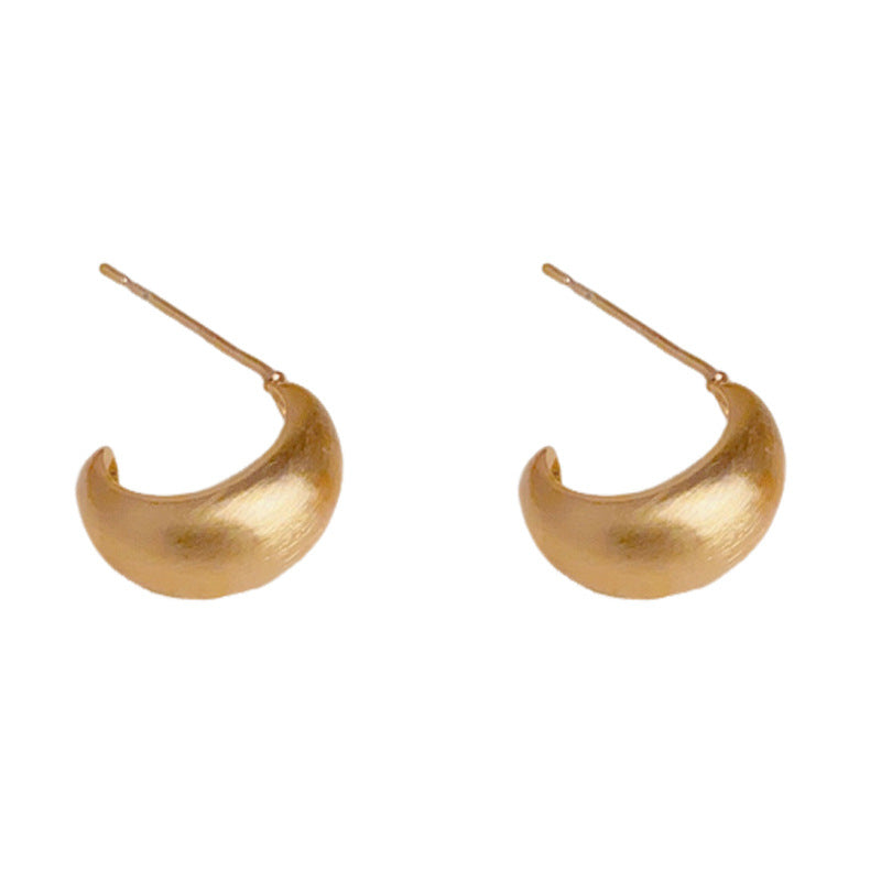 18K Gold Brushed C-Shaped Hoop Earrings – Minimalist Luxury Design