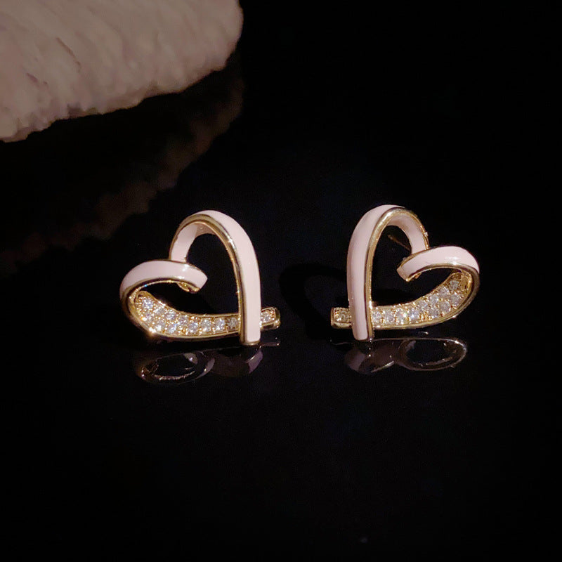 14K Gold Heart-Shaped Zircon Stud Earrings – Sweet & Minimalist Design