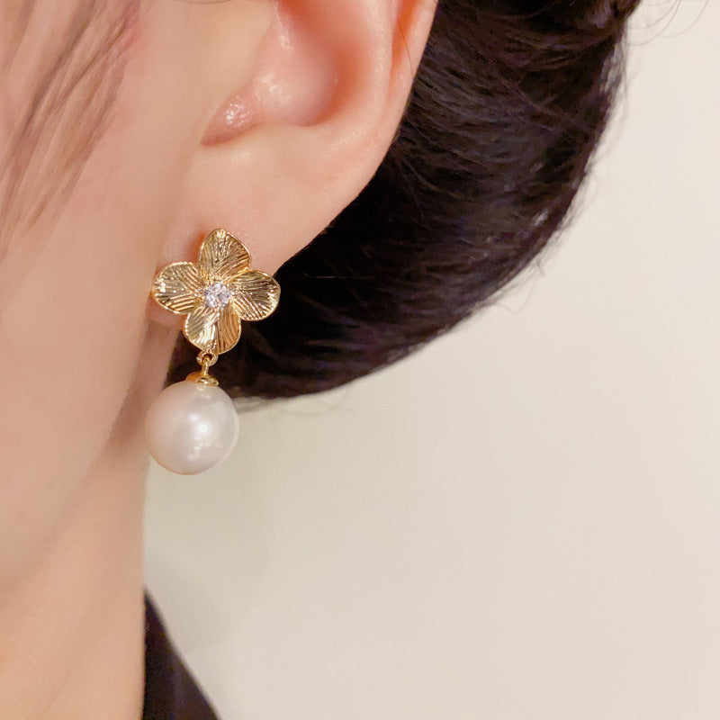 Eaioncol Geometric Petal Pearl Drop Elegant Earrings Gold