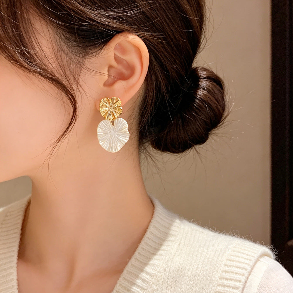 Eaioncol Two-Tone Geometric Drop Earrings Gold