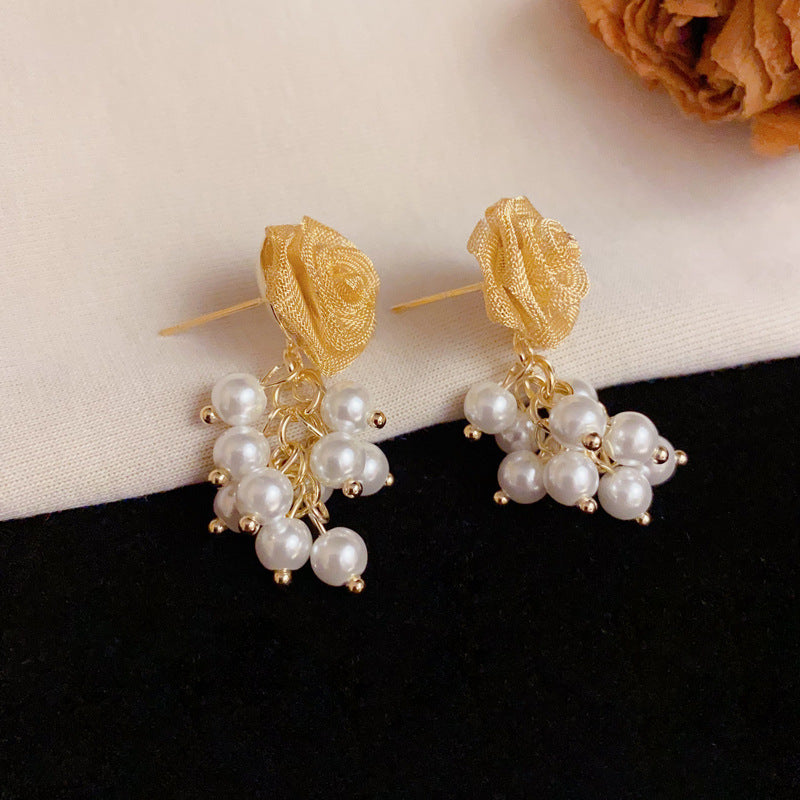 Luxury Mesh Rose & Pearl Tassel Drop Earrings – Elegant Floral Design