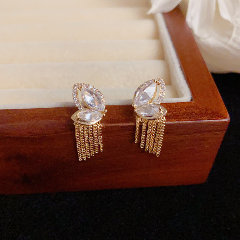 Luxury Zircon Heart Chain Tassel Drop Earrings – Elegant Design