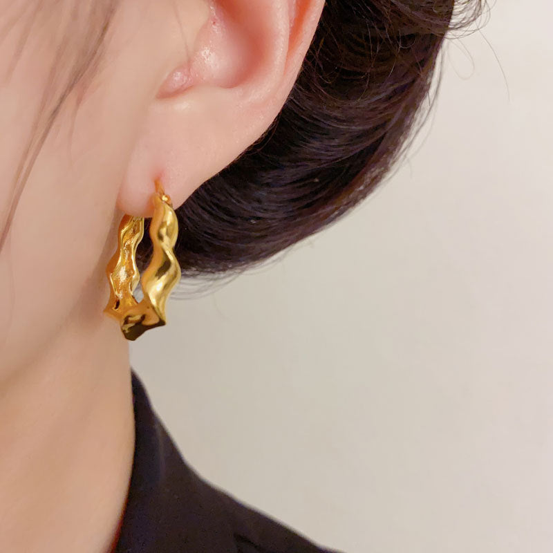 Luxury Irregular Geometric Metal Ear Cuff Earrings – Elegant Design