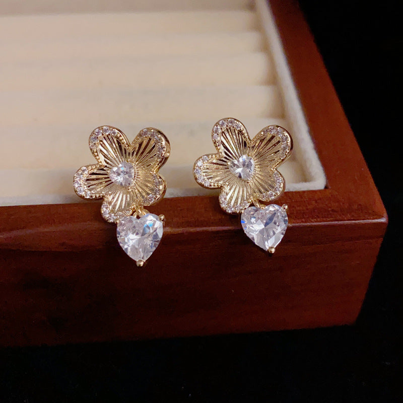 14K Gold-Plated Metal Flower Heart Drop Earrings – Elegant Design