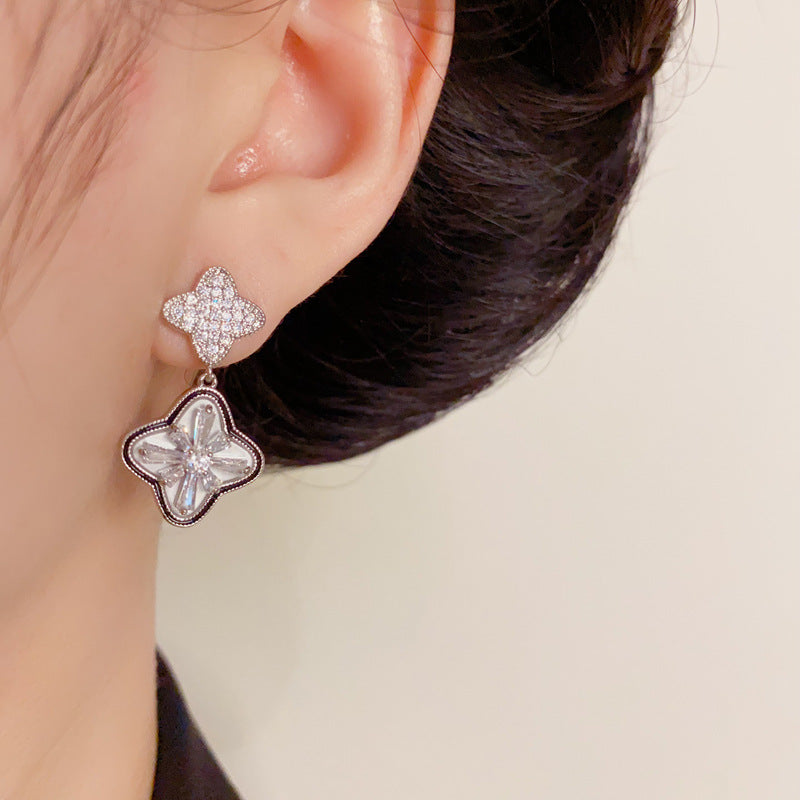 Luxury Zircon Four-Leaf Flower Drop Earrings – Elegant Floral Design