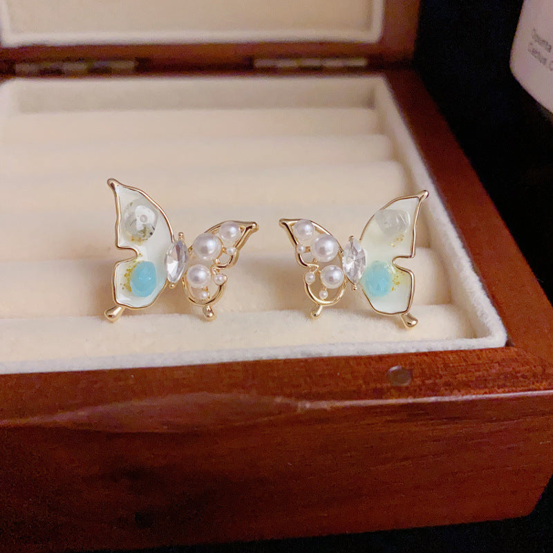 14K Gold-Plated Pearl & Butterfly Stud Earrings – Chic Korean Design