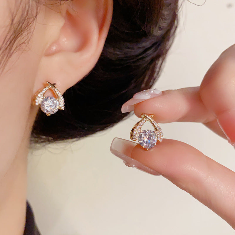 14K Gold-Plated Crystal Cross-Line Stud Earrings – Chic Geometric Design