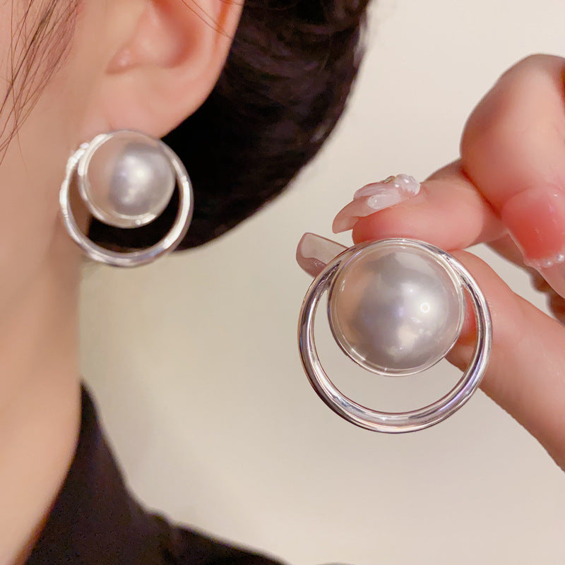 Elegant Large Pearl Round Ring Stud Earrings – Geometric Design