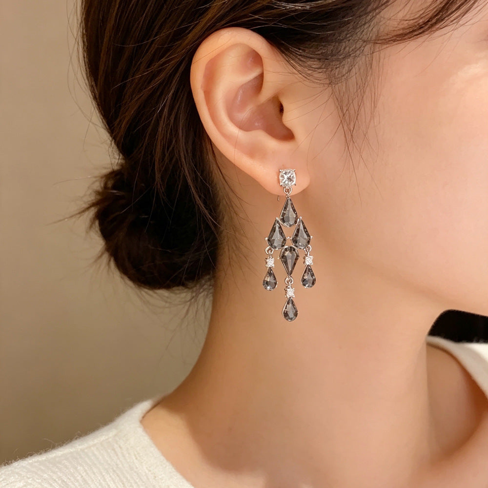 Eaioncol Teardrop CZ Tassel Drop Earrings Gold