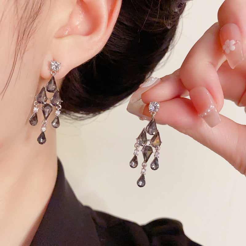 Luxury Zircon Teardrop Tassel Drop Earrings – Elegant Design