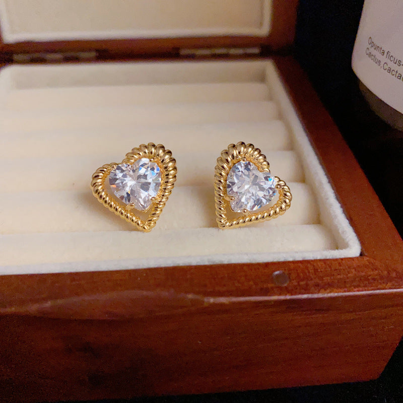 18K Gold Heart-Shaped Zircon Stud Earrings– Romantic Minimalist Design