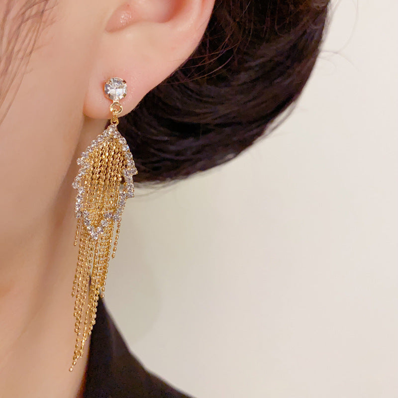 14K Gold Luxury Hollow Leaf Tassel Drop Earrings – Elegant Design