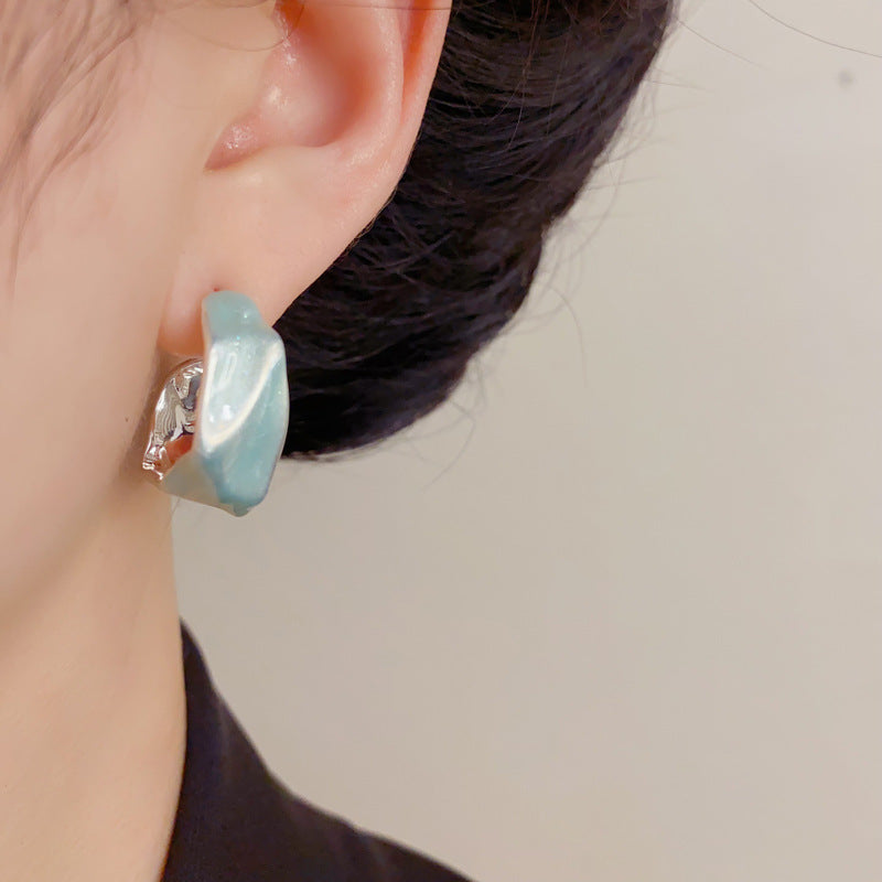 Eaioncol Mixed Color Enamel Irregular Hoop Earrings Green White