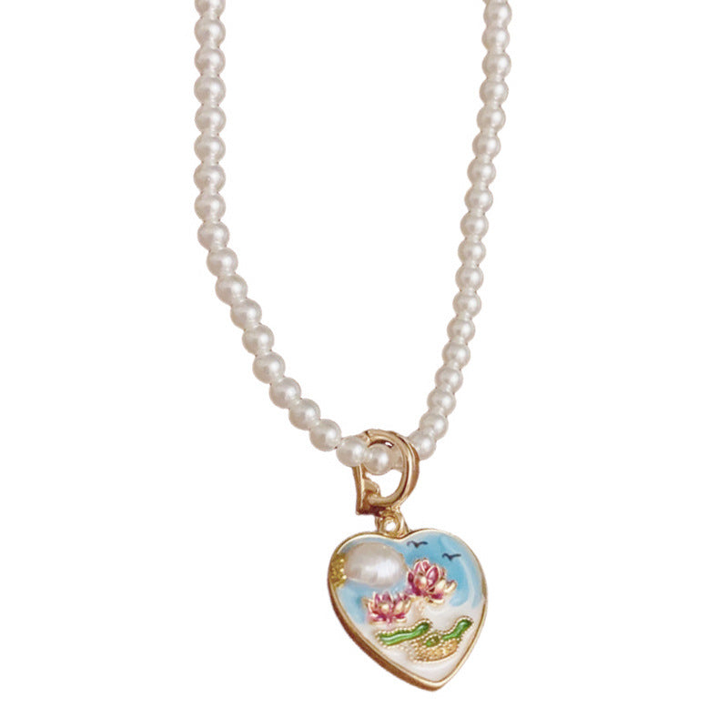 14K Gold-Plated Oil Painting Heart Pearl Necklace – Romantic Elegance