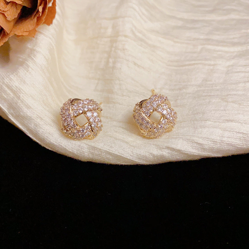 Luxury Full-Zircon Winding Round Stud Gold Earrings – Geometric Design
