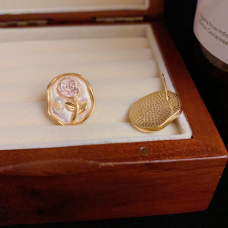 14K Gold-Plated Irregular Tulip Earrings – Elegant Floral Design